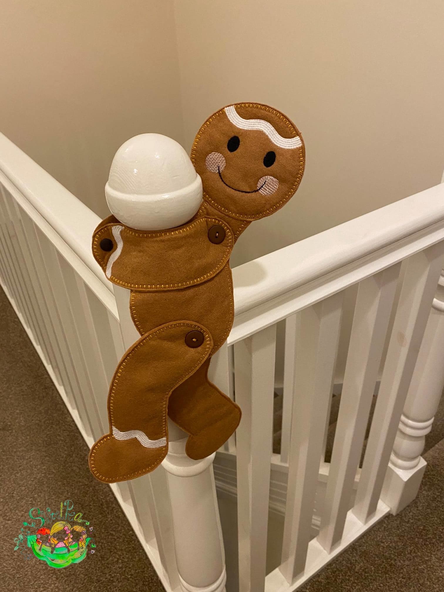 Sweetpea's Handmade Christmas Tie-Back Decoration Collection - Gingerbread