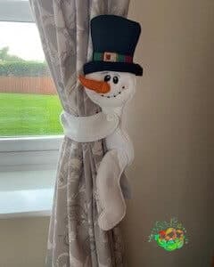 Sweetpea's Handmade Christmas Tie-Back Decoration Collection - Snowman