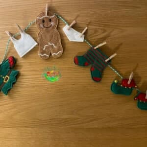 Sweetpea's Handmade Banner Collection - Washing Line Elf