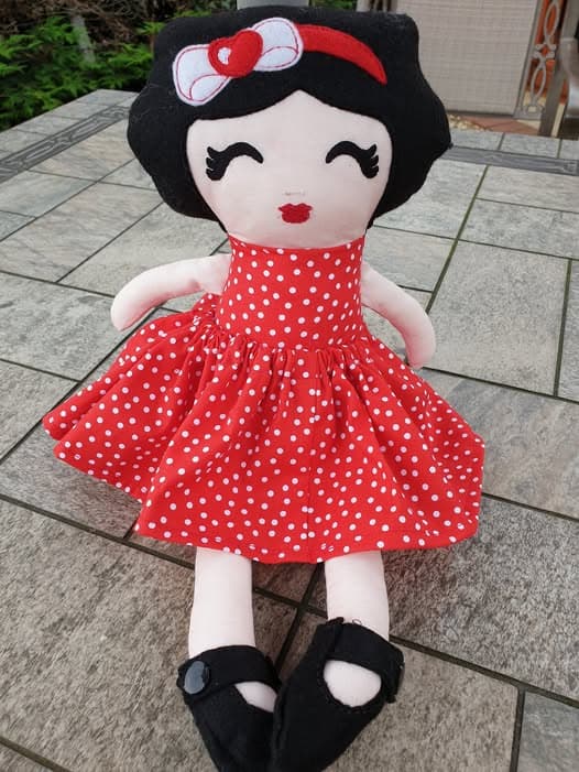 Sweetpea's Handmade Doll Collection - Wavy Hair and Luscious Lashes Asleep