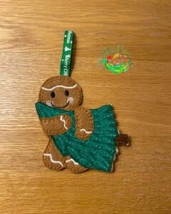 Sweetpea’s Handmade Gingerbread Christmas Collection – Christmas Tree Delivery