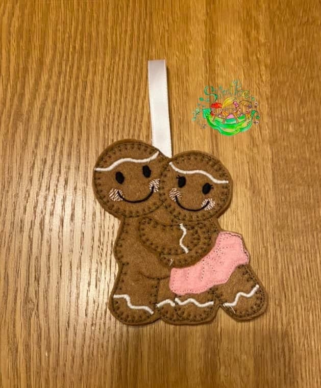 Sweetpea’s Handmade Gingerbread Valentine's Collection - Couple in Love