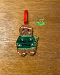 Sweetpea’s Handmade Gingerbread Christmas Collection – Ginger Kisses