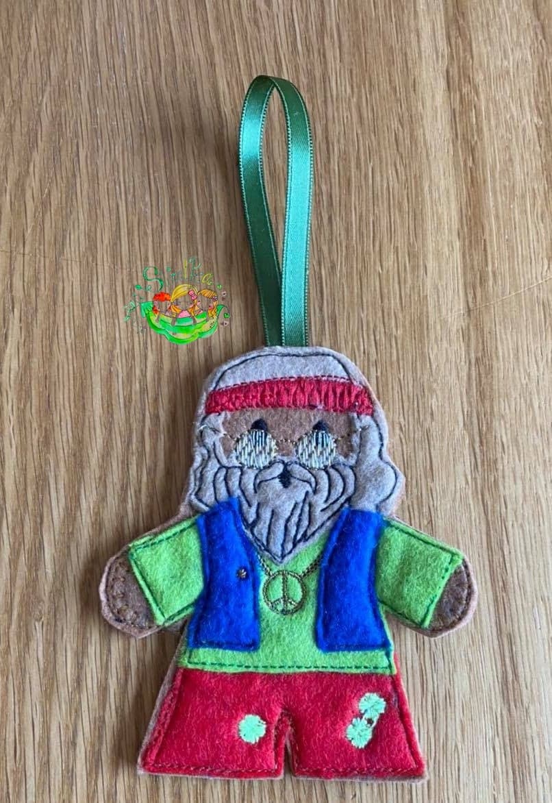 Sweetpea’s Handmade Gingerbread Family Collection – Hippy