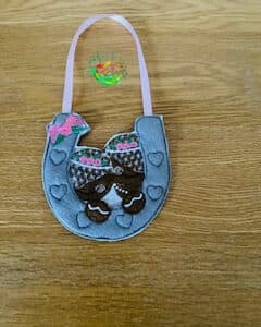 Sweetpea’s Handmade Just Married Collection - Horseshoe - Mrs & Mrs