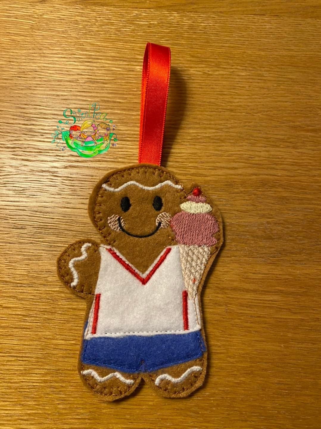Sweetpea’s Handmade Gingerbread Food Collection – Ice Cream One Scoop
