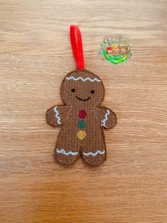 Sweetpea’s Handmade Knitted Hanger Collection – Gingerbread Man