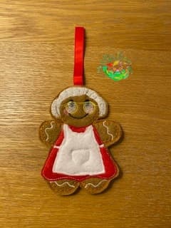 Sweetpea’s Handmade Gingerbread Christmas Collection – Mrs Claus