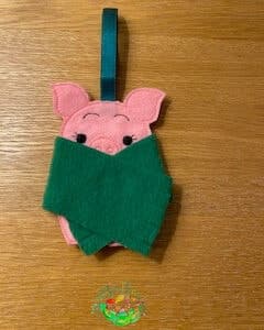 Sweetpea’s Handmade Christmas Hanger Collection – Pigs in Blankets