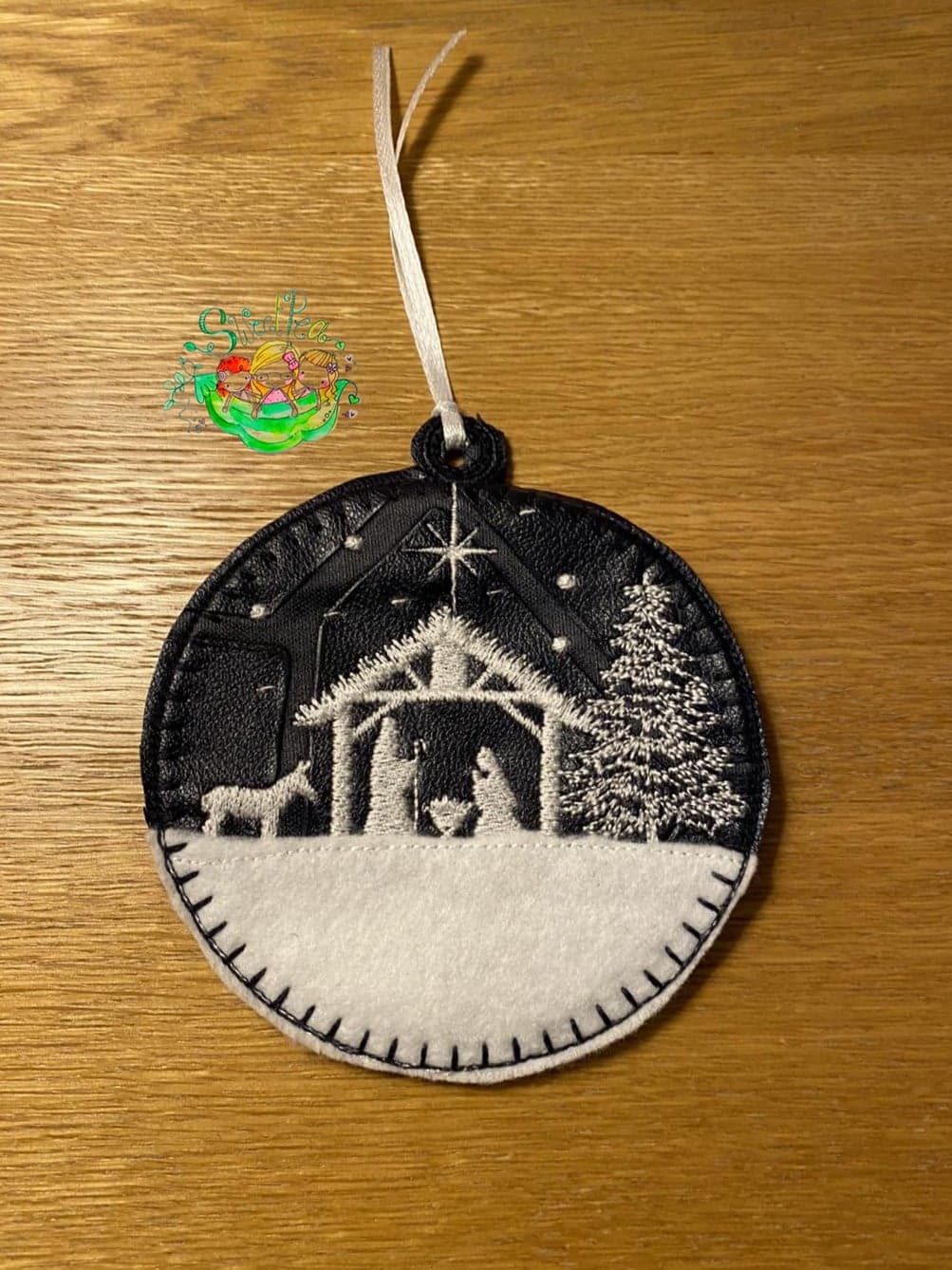 Sweetpea’s Handmade Christmas Night Sky Bauble Collection - Nativity