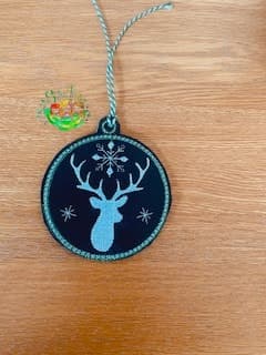 Sweetpea’s Handmade Christmas Deer Bauble Collection - Deer Head Glancing Sideways