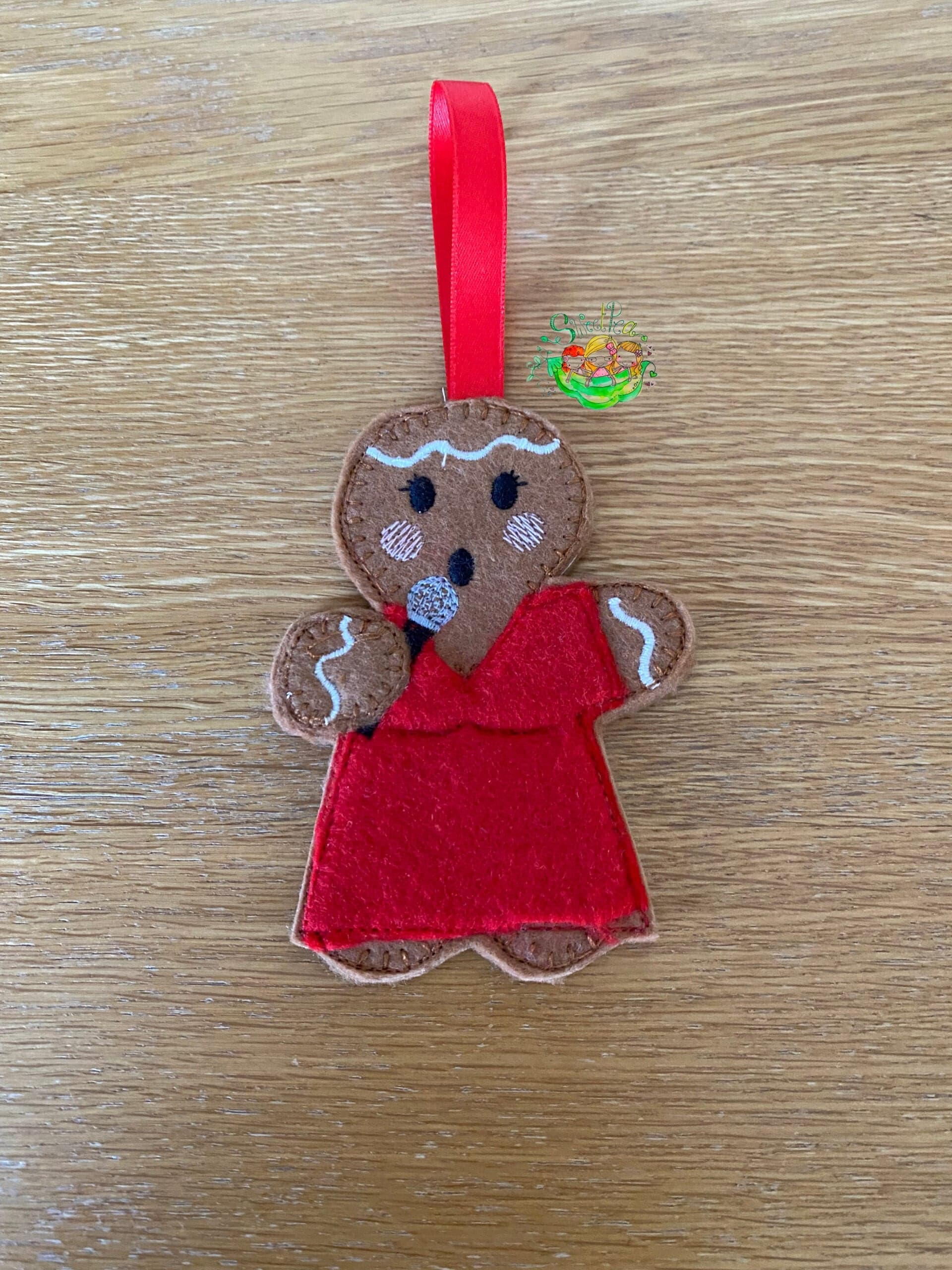 Sweetpea’s Handmade Gingerbread Entertainment Collection – Female Singer