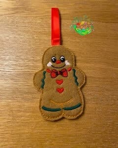 Sweetpea’s Handmade Gingerbread Christmas Collection – Traditional Boy