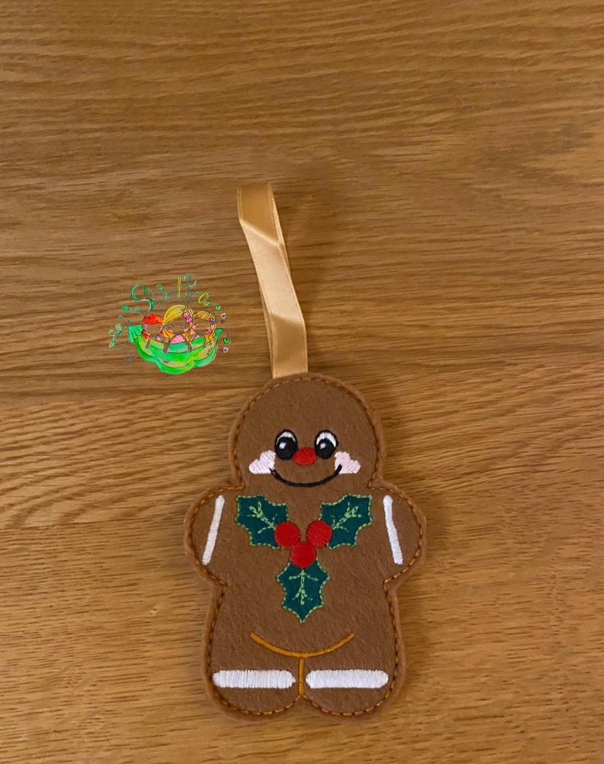 Sweetpea’s Handmade Gingerbread Christmas Collection – Traditional Boy Holly