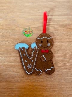 Sweetpea’s Handmade Gingerbread Christmas Letter Collection - V