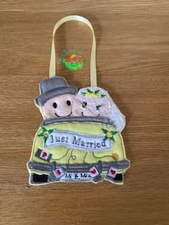 Sweetpea’s Handmade Just Married Collection - Wedding Car - Mr & Mrs
