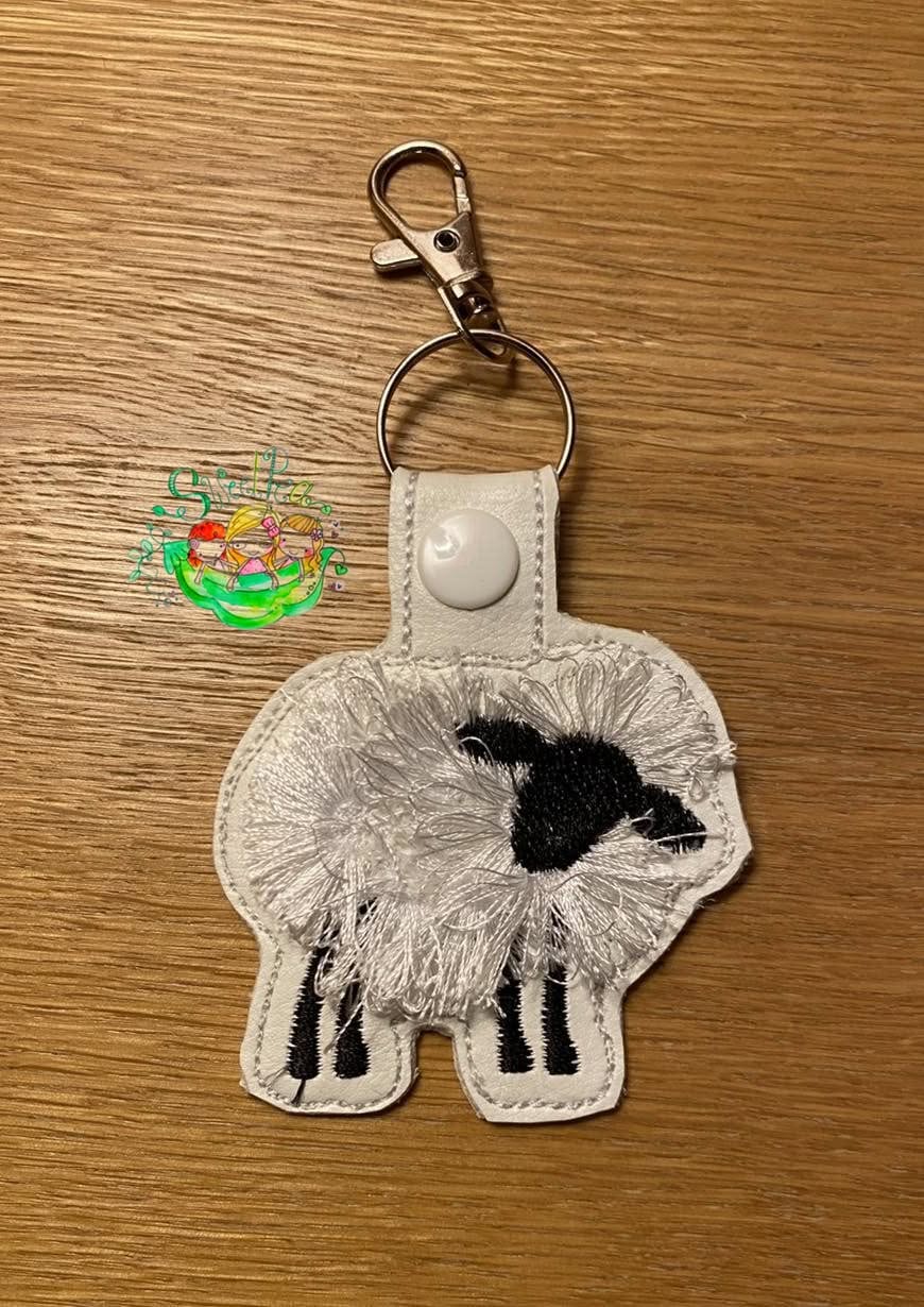 Sweetpea's Handmade Fringe Sheep Set Key Fob Collection - Side Facing Sheep