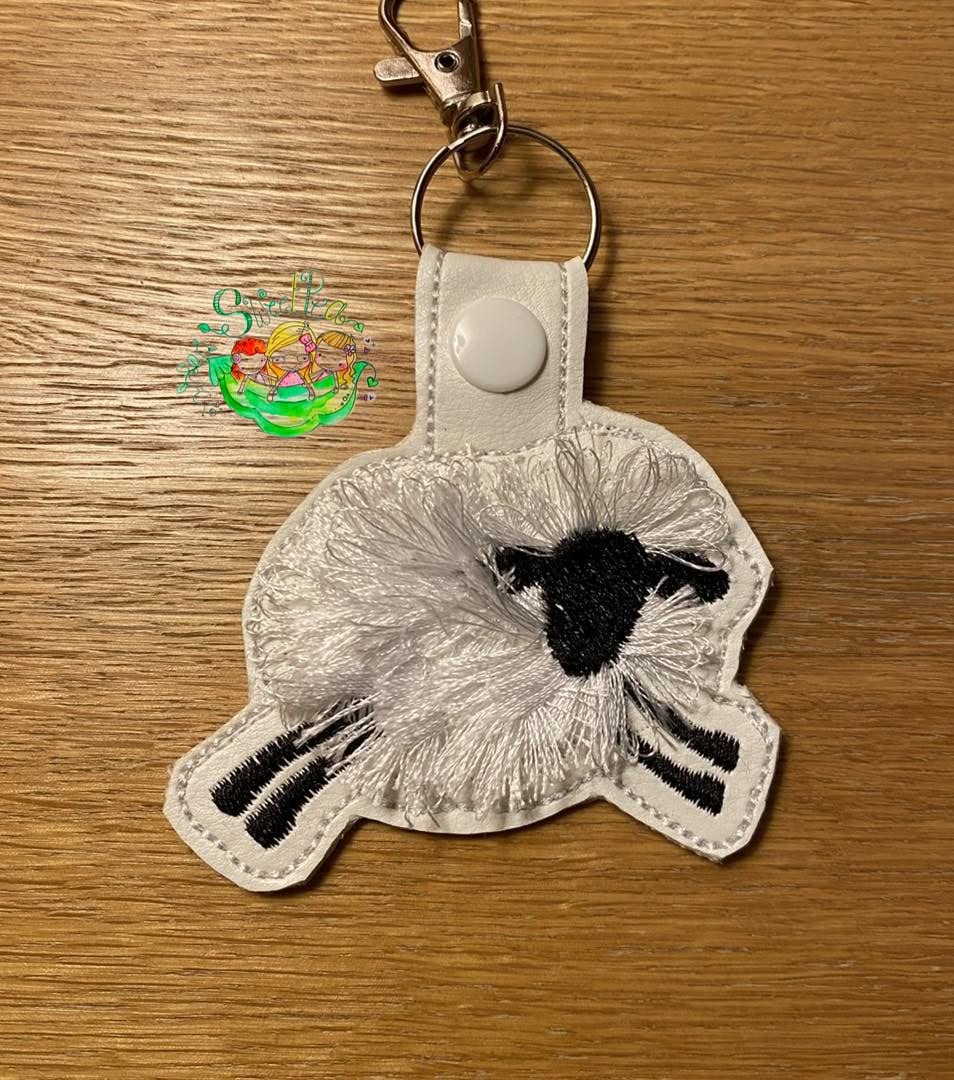 Sweetpea's Handmade Fringe Sheep Set Key Fob Collection - Skipping Sheep
