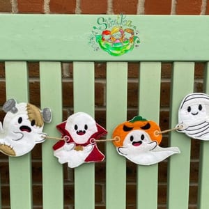 Sweetpea's Handmade Banner Collection - Halloween Spooky Ghost