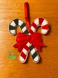 Sweetpea’s Handmade Christmas Hanger Collection – Candy Cane