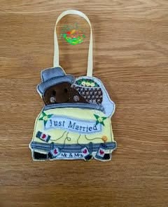 Sweetpea’s Handmade Just Married Collection - Wedding Car - Mr & Mrs