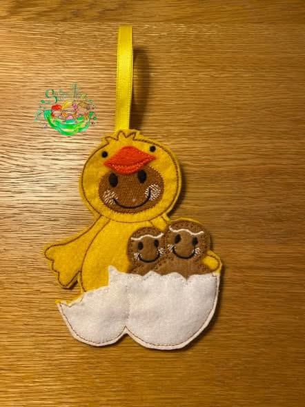 Sweetpea's Handmade Gingerbread Dress Up Collection - Chick Family