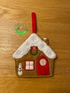 Sweetpea’s Handmade Gingerbread House Collection – Snowman