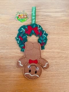 Sweetpea’s Handmade Gingerbread Christmas Collection – Hanging Wreath