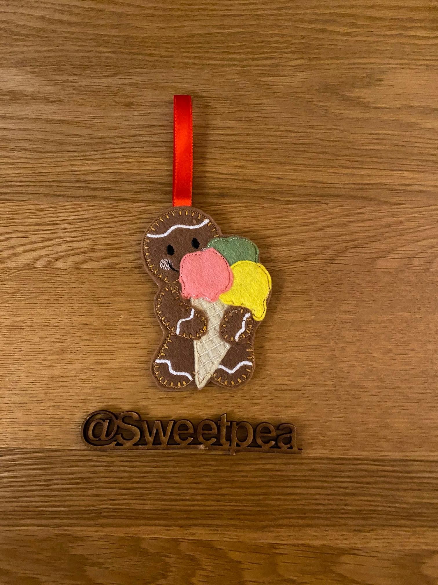 Sweetpea’s Handmade Gingerbread Food Collection – Ice Cream Three Scoops
