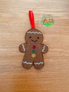 Sweetpea’s Handmade Knitted Hanger Collection – Gingerbread Man