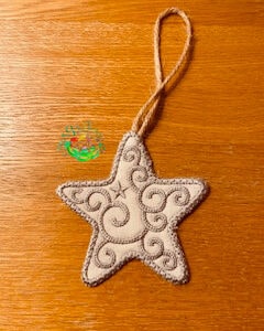Sweetpea’s Handmade Christmas Hanger Collection – Silver Star