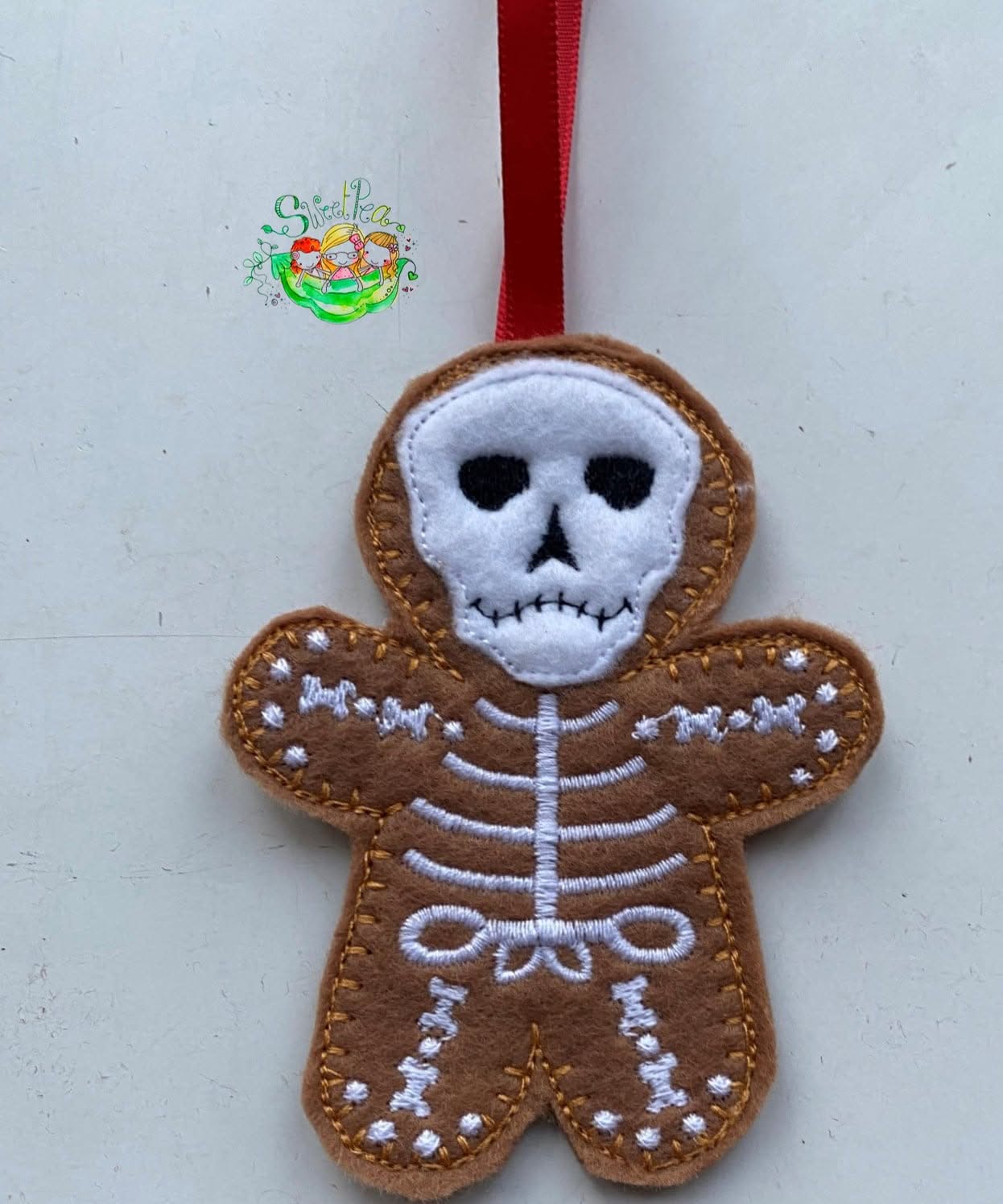 Sweetpea’s Handmade Gingerbread Halloween Collection – Skeleton