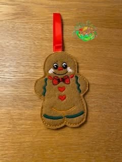 Sweetpea’s Handmade Gingerbread Christmas Collection – Traditional Boy