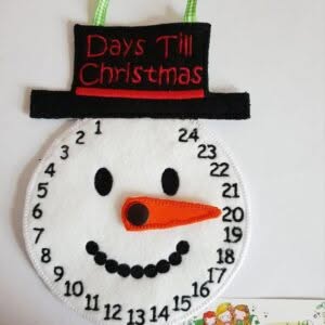 Sweetpea’s Handmade Christmas Countdown Collection – Snowman Clock